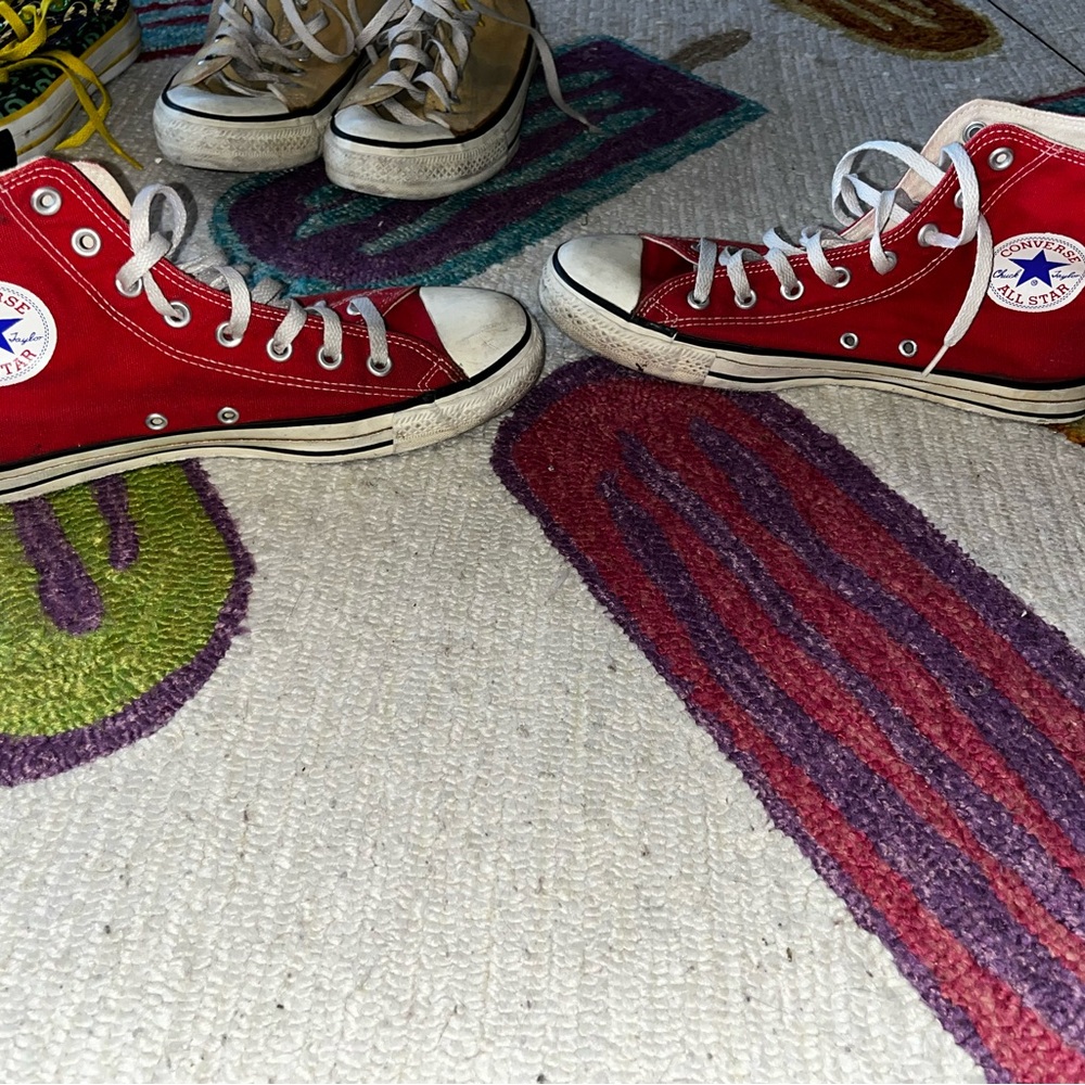 Vintage red converse All-Star made in USA m 8 w 10 good condition